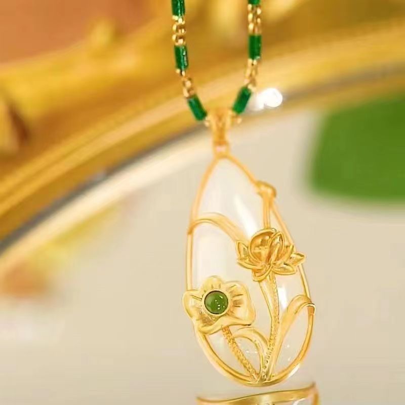 Water Drop Pendant Necklace Female Lotus Leaf Retro Fashion Elegance Clavicle Chain