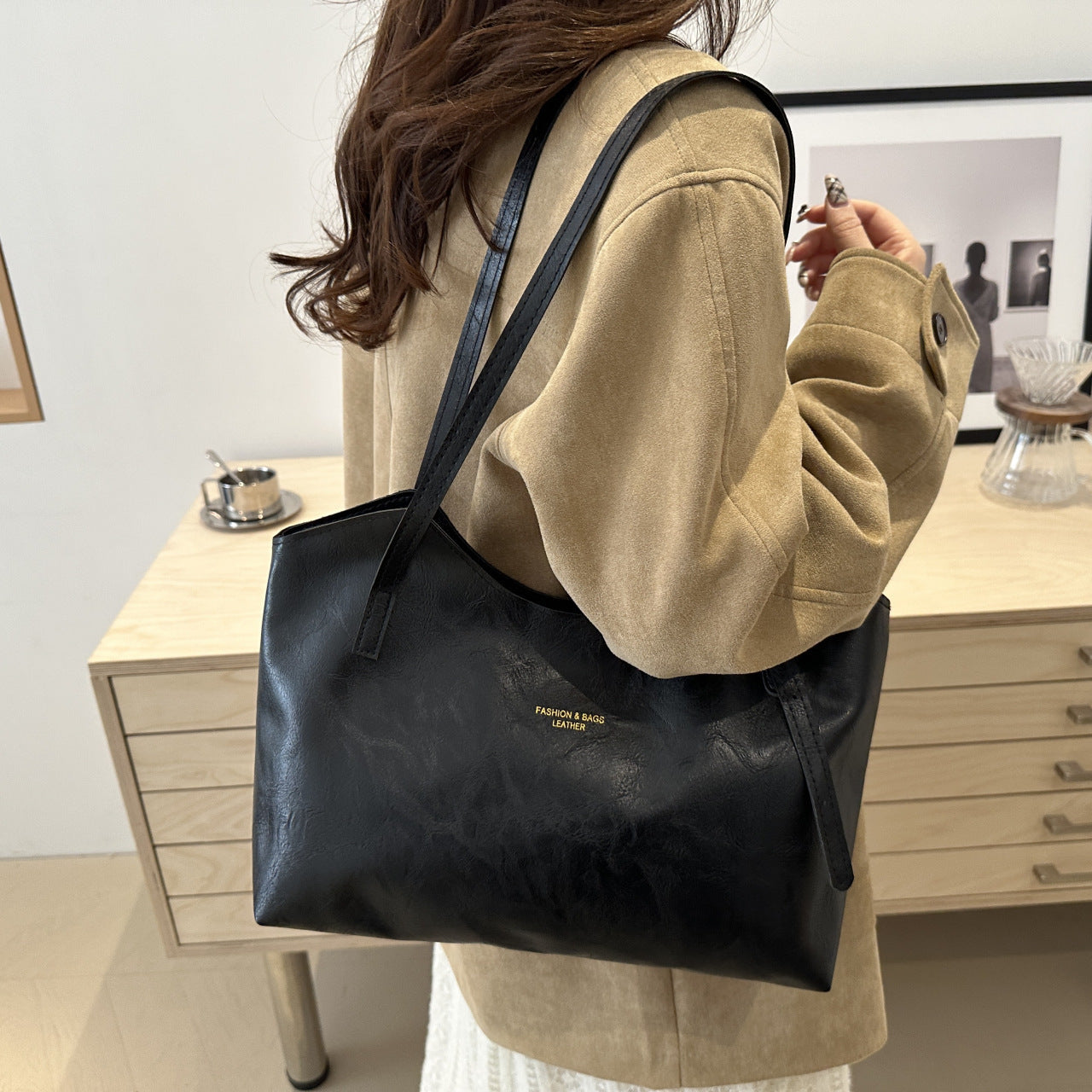 Women's Shoulder Commuter Large Capacity Fashion Underarm Tote Bag