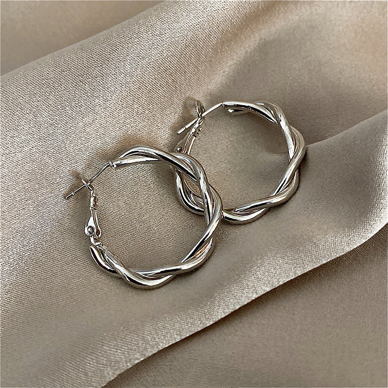 Silver Needle Retro Geometric Metal Earrings Female Niche Temperament